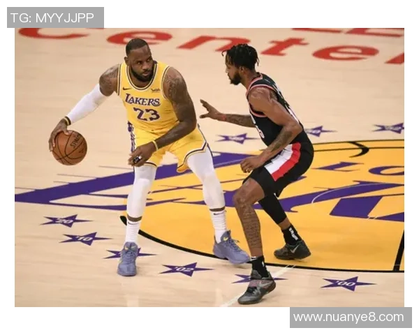 湖人对阵开拓者精彩比赛回顾及高清录像分享,尽享篮球盛宴 湖人对阵开拓者精彩比赛回顾及高清录像分享,尽享篮球盛宴