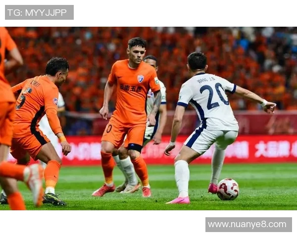 【中超】恩里克2球迪力穆拉提国际波 梅州1比4玉昆 【中超】恩里克2球迪力穆拉提国际波 梅州1比4玉昆