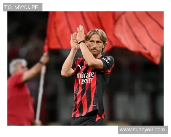 续约莫德里奇后,米兰持续挖“白叟”:免签巴萨射手再演奇观 续约莫德里奇后,米兰持续挖“白叟”:免签巴萨射手再演奇观